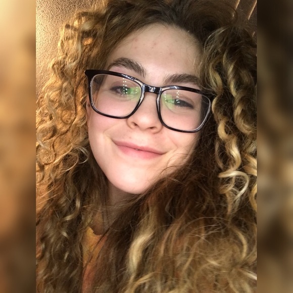 Meet your Posher, Autumn - Picture 4 of 4